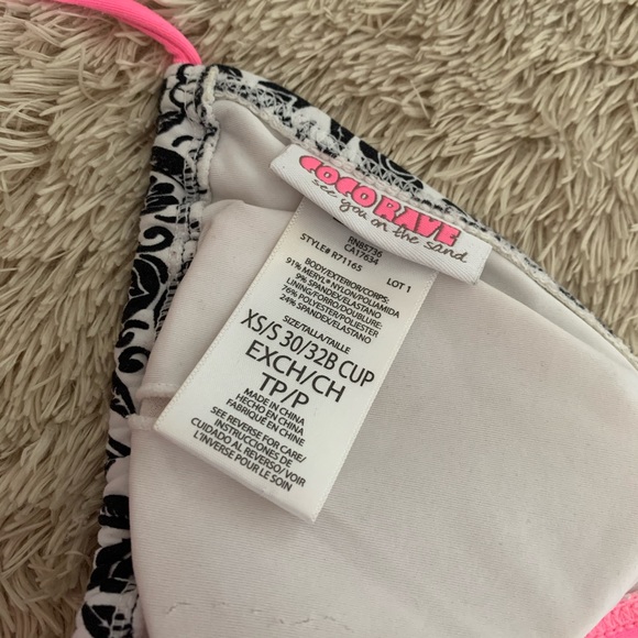 Coco Rave - Neon Pink Bikini - Picture 4 of 5